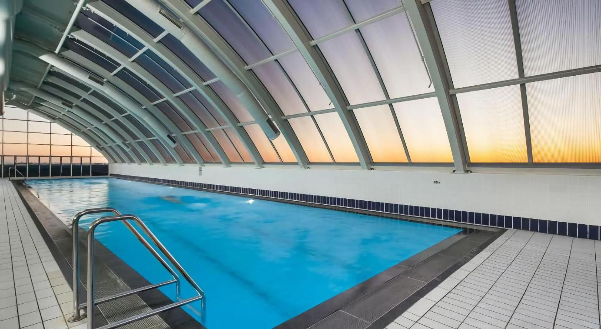 Dream Harbour View Parking Gym Pool Sydney